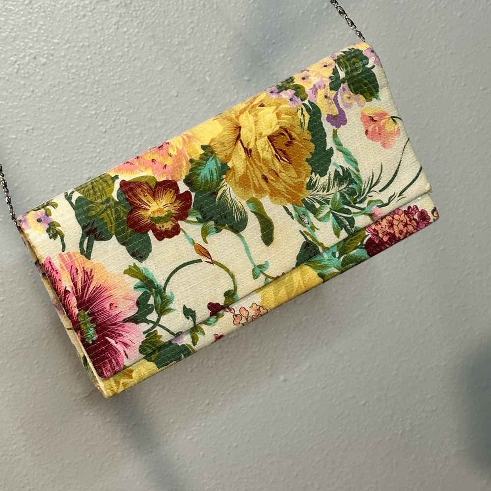 Super Cute Sequined Floral Clutch Bag
